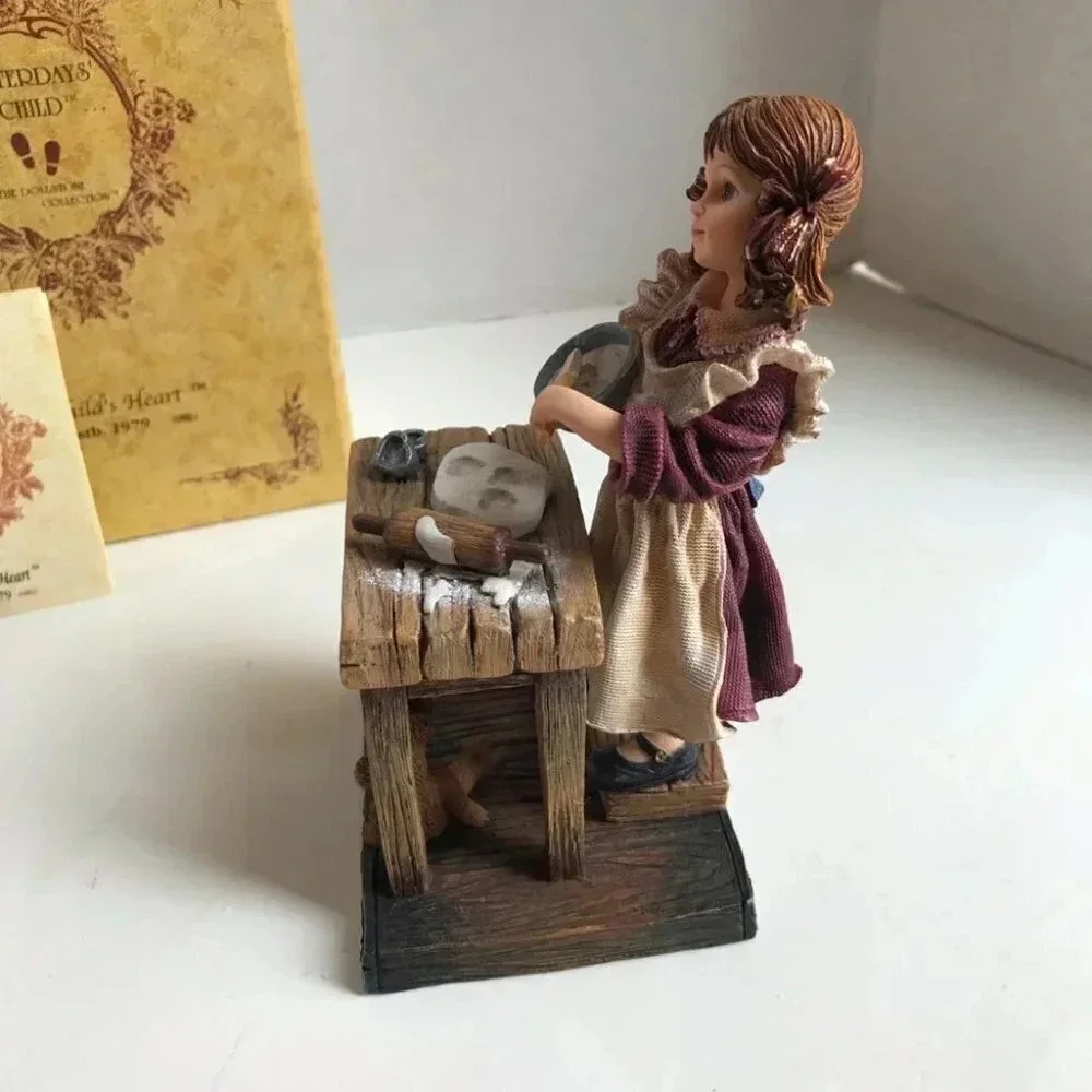 Yesterdays Child Maggie Grandmom’s Helper Figurine